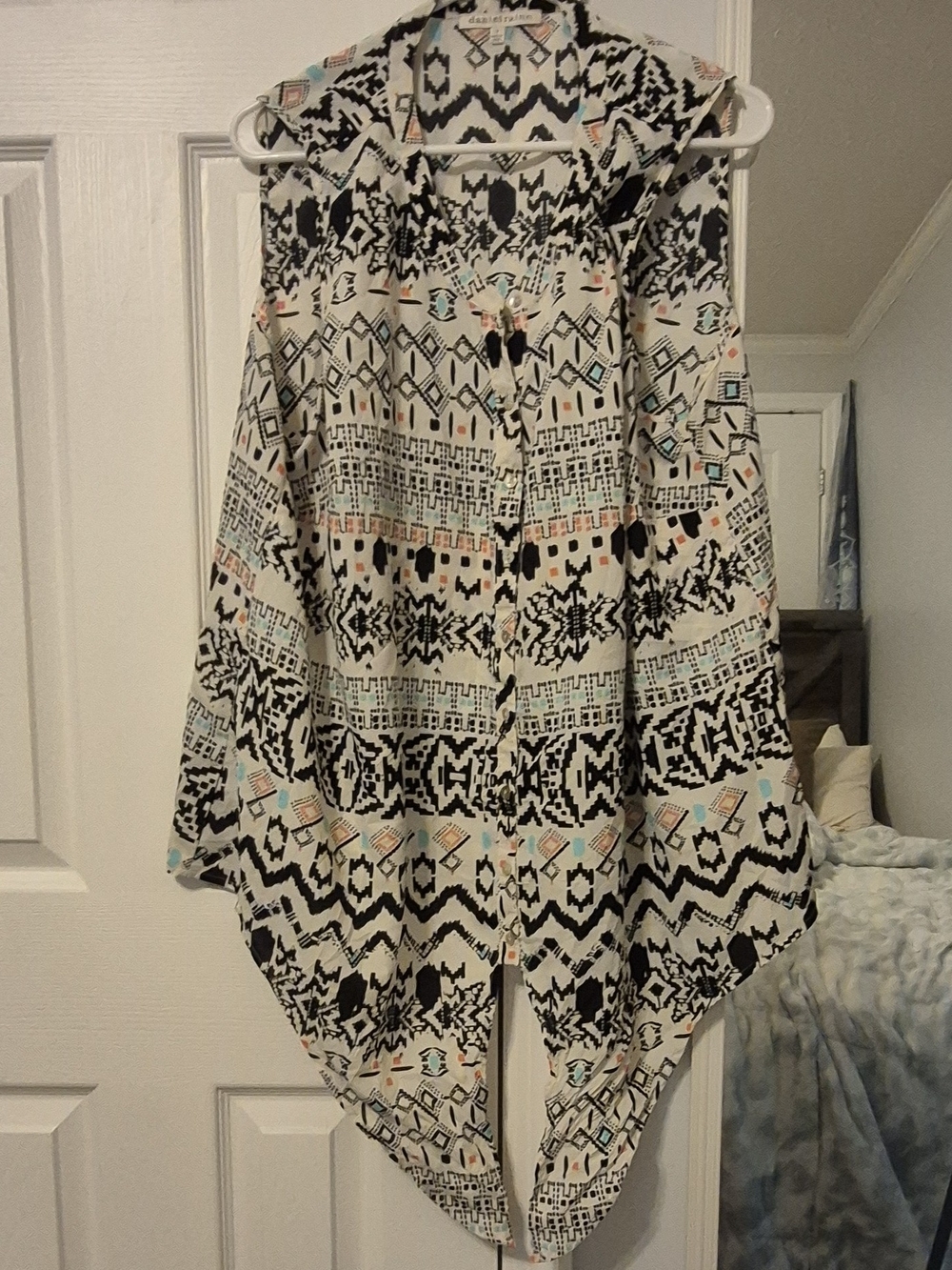 Daniel Rainn Black & Cream Aztec Asymmetrical Women's Top